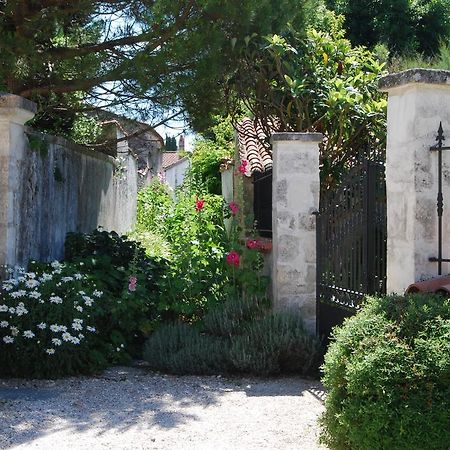 Les Jardins Saint Leonard Thairé Exterior foto